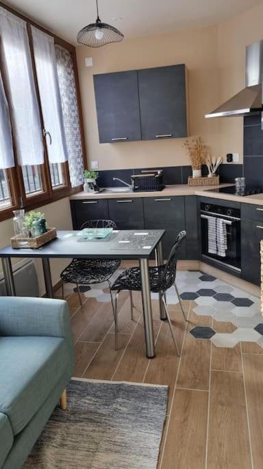 Studio Refait A Neuf Classe 3 Etoiles Châtel-Guyon Exterior foto